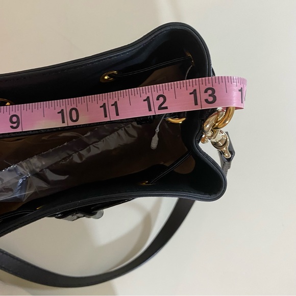 Gucci Suede Ophidia Bucket Bag With Web Detail - Picture 16 of 17